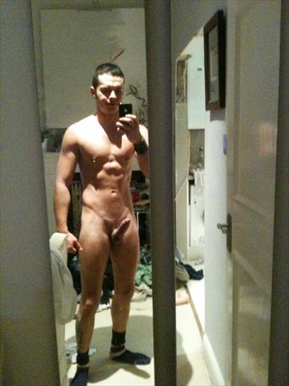 11 2010 - hot-guy-cock-out.jpg
